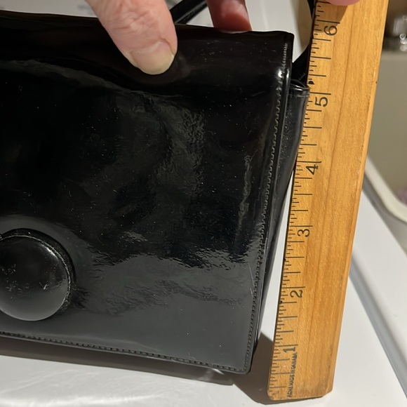 Vintage patent leather Canadian handbag 8”x5” - Picture 2 of 6